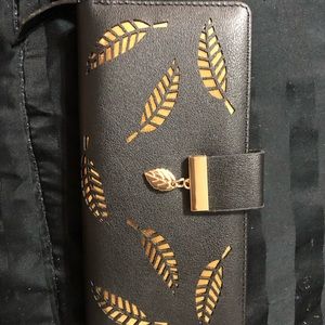 Brand new wallet